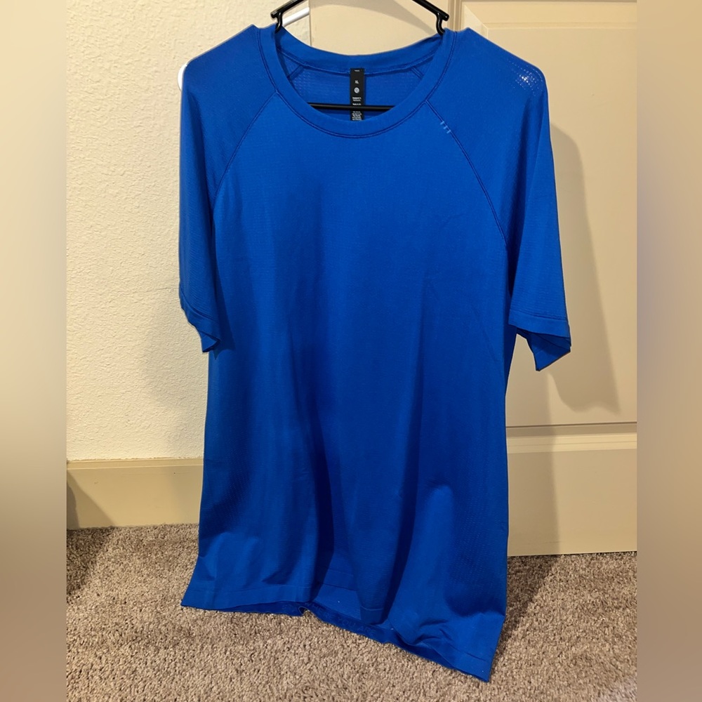 NWOT Lululemon. Size XL